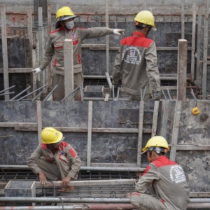 Đội ngũ Thi công chuyên nghiệp - xây nhà trọn gói Long Xuyên An Giang