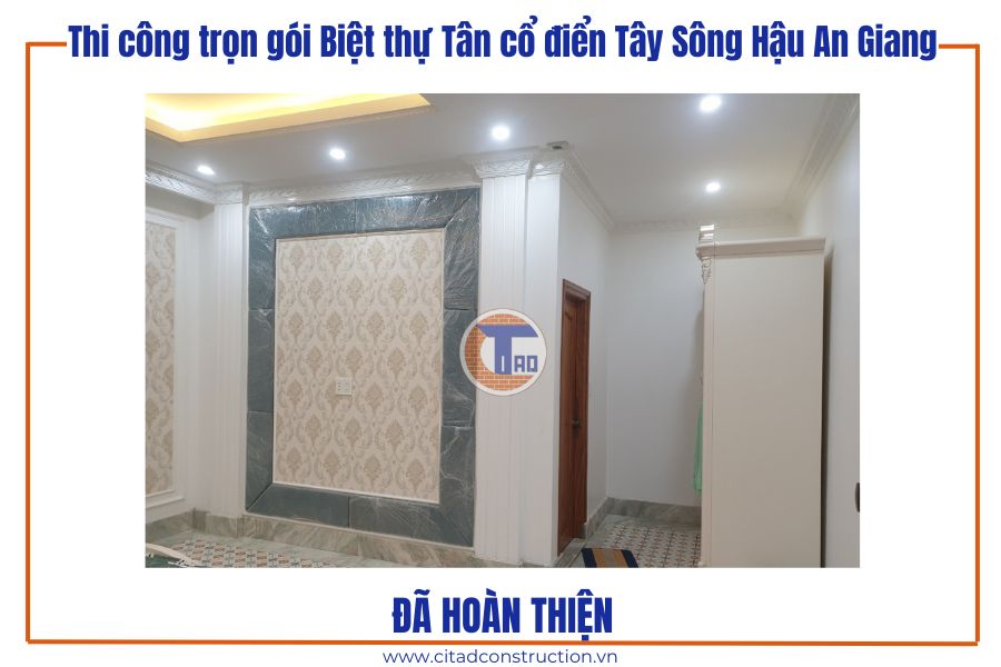 Thi công trọn gói Biệt thự Tân cổ điển Tây Sông Hậu An Giang – Cập nhật công trình sau hoàn thiện 17 Vách tường trang trí hoa văn nổi bật phong cách cổ điển
