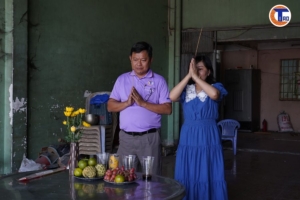 Chủ đầu tư cùng giám đốc chuẩn bị lễ cúng khởi công công trình Bravi Rest Stop tại Long Xuyên