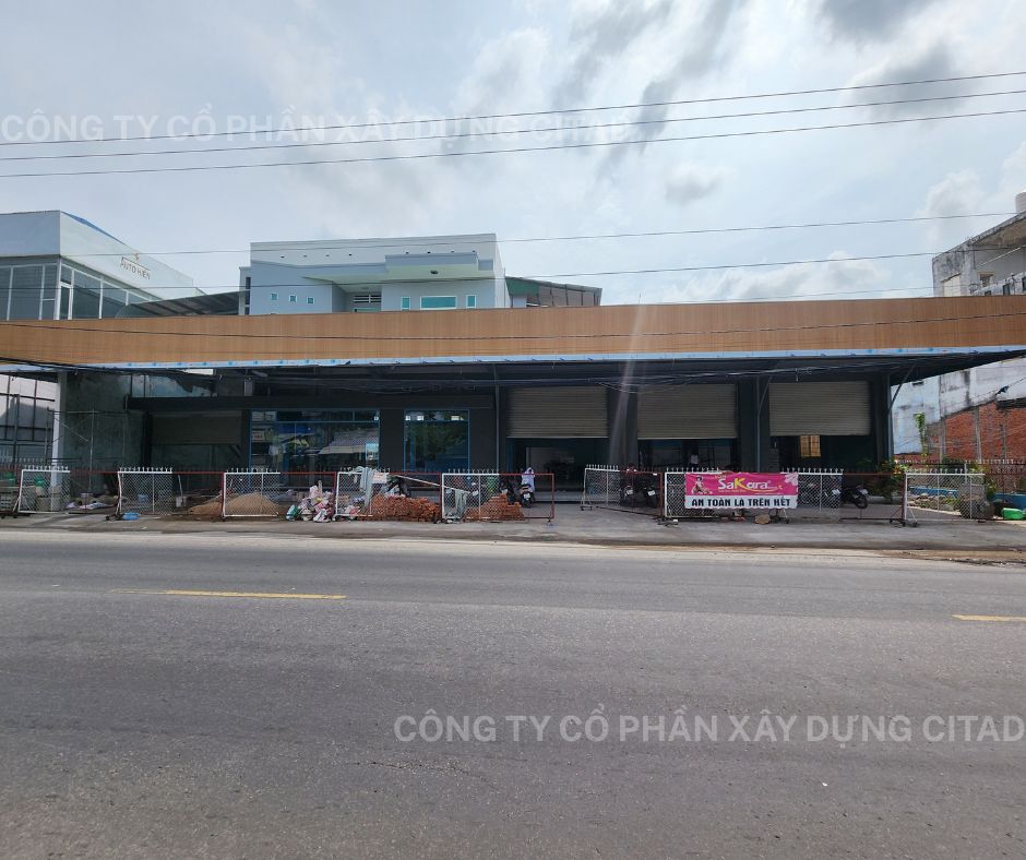 Thi công trọn gói Trạm dừng chân Bravi An Giang – Sắp hoàn thiện cùng CITAD 3 Toàn cảnh mặt tiền Trạm dừng chân Bravi – thiết kế hiện đại, nổi bật tại Long Xuyên