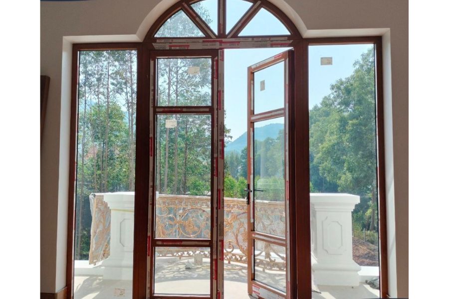 Cửa đi mở quay 2 cánh - Nhôm kính XingFa An Giang